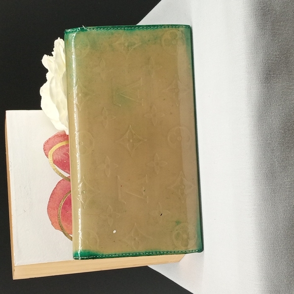 LOUIS VUITTON SARAH WALLET - Picture 6 of 6